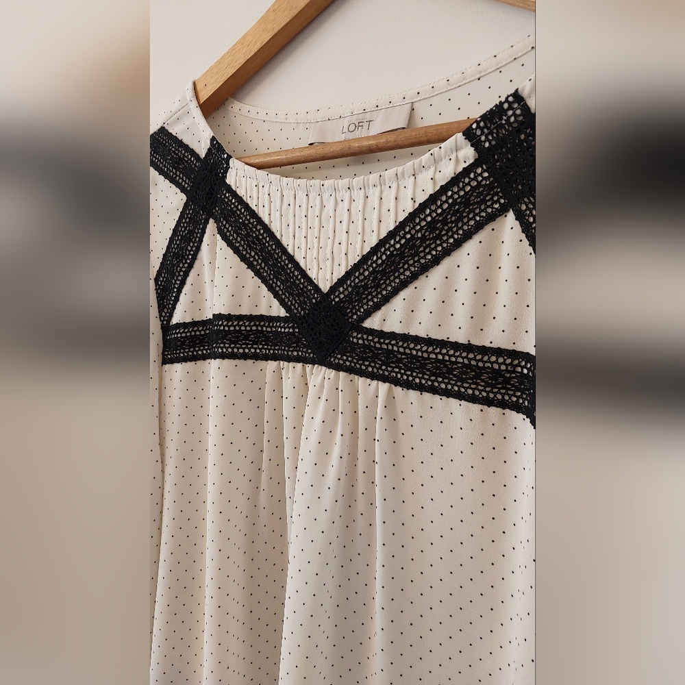 Ann Taylor Loft White with Black Polka Dots Print Long Sleeve Blouse Size S